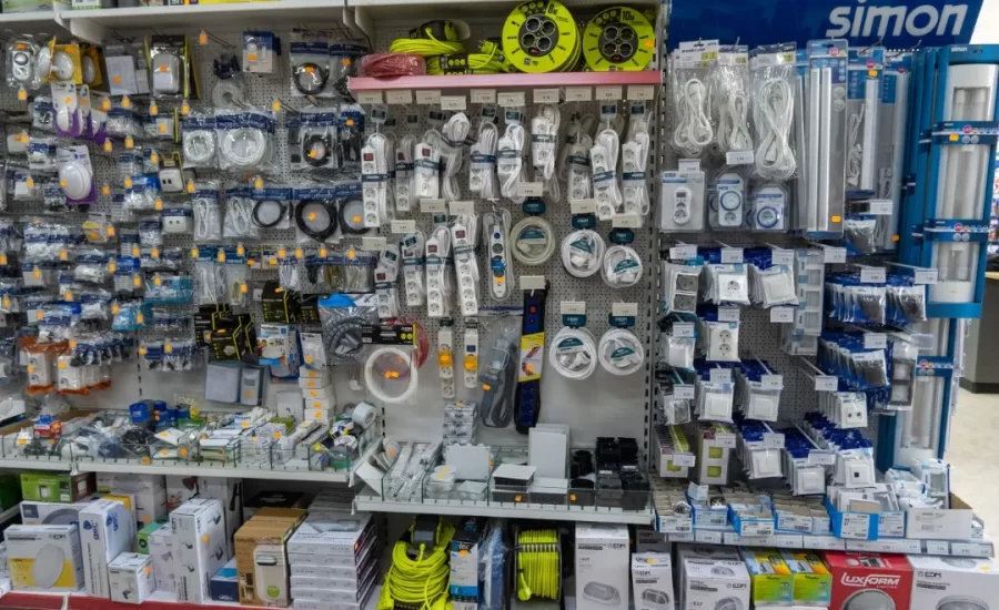 [Productos Simon, regletas y otros]